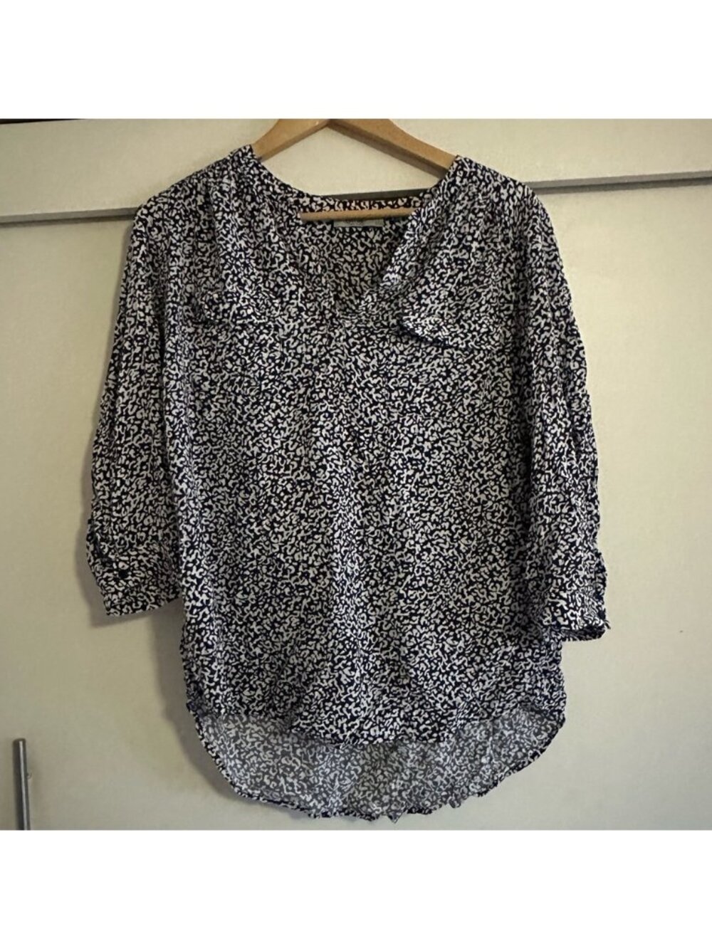 Dalia black & white print long sleeve blouse size L